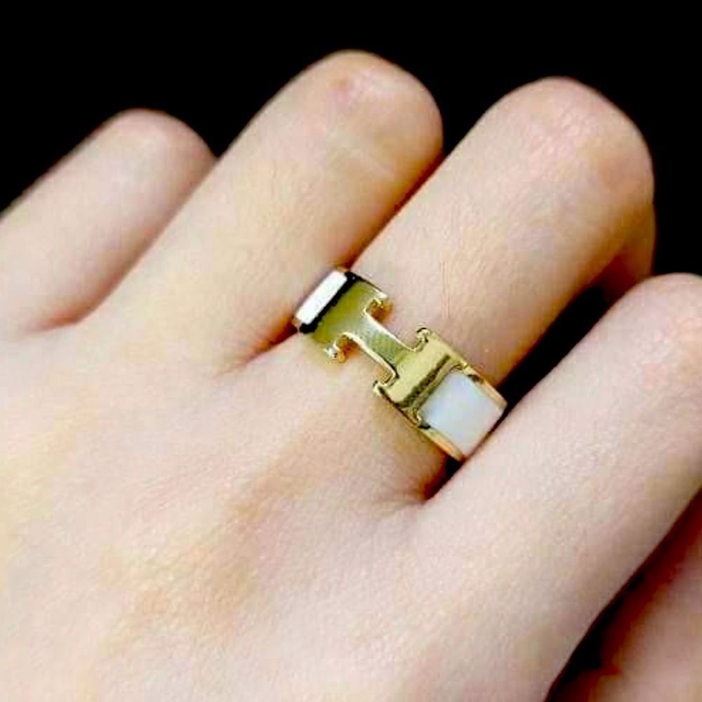 New “H” Harmony & Happiness Titanium Steele Buckle Gold & White Fashion Ring - Picture 1 of 7